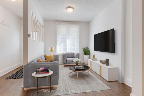 Photo 3 at 878 Runnymede Road, Smythe, Toronto