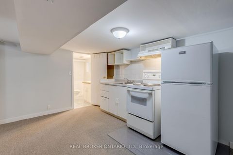 Photo 19 at 878 Runnymede Road, Smythe, Toronto
