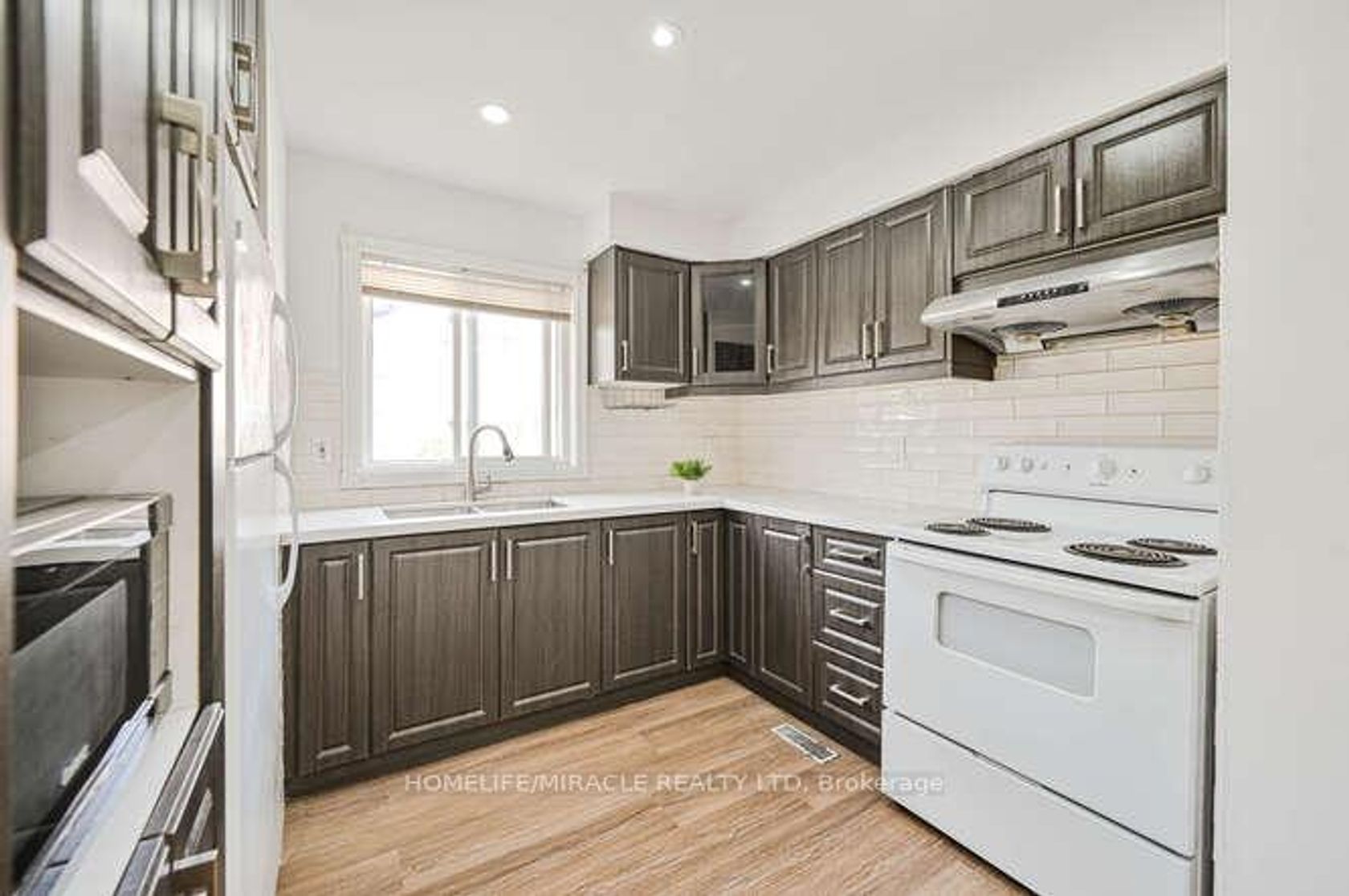 Photo 10 at 48 - 2012 Martingrove Road W, Clairville, Toronto Photo 10 at 48 - 2012 Martingrove Road W, Clairville, Toronto