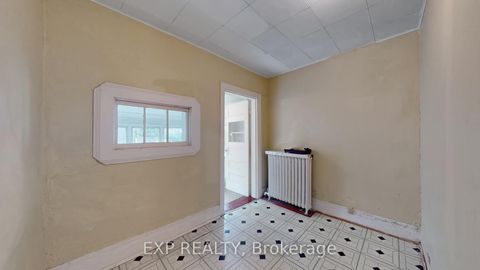 Photo 6 at 126 Close Avenue, South Parkdale, Toronto