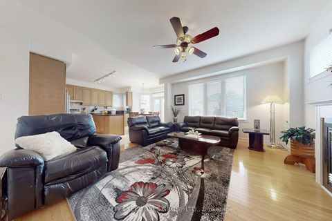 Photo 9 at 32 Shadow Falls Drive, Jefferson, Richmond Hill