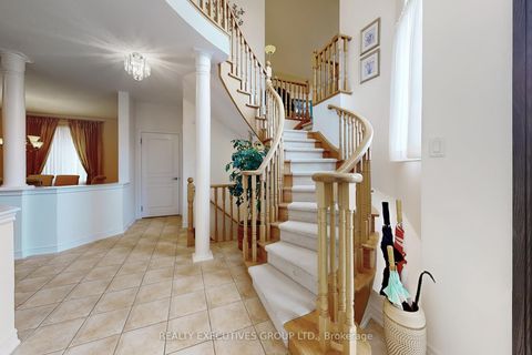 Photo 19 at 32 Shadow Falls Drive, Jefferson, Richmond Hill