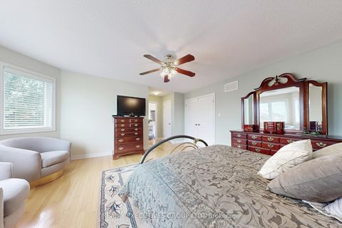 Photo 24 at 32 Shadow Falls Drive, Jefferson, Richmond Hill