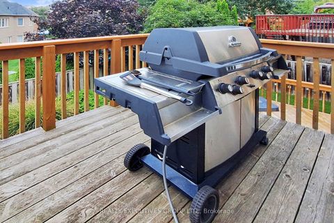 Photo 40 at 32 Shadow Falls Drive, Jefferson, Richmond Hill