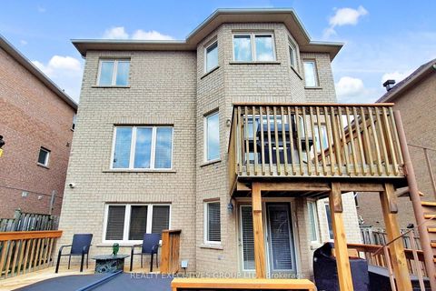 Photo 45 at 32 Shadow Falls Drive, Jefferson, Richmond Hill