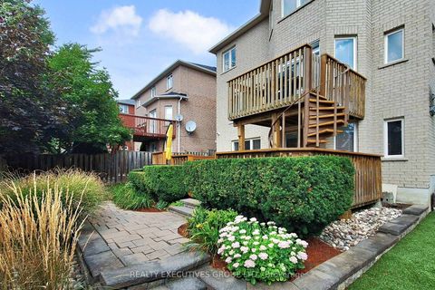 Photo 46 at 32 Shadow Falls Drive, Jefferson, Richmond Hill