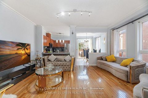 Photo 7 at 18 Fiddlehead Terrace, Malvern, Toronto