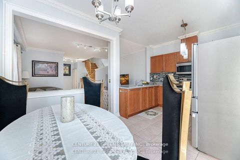 Photo 16 at 18 Fiddlehead Terrace, Malvern, Toronto