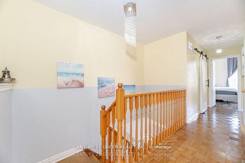 Photo 20 at 18 Fiddlehead Terrace, Malvern, Toronto
