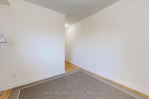 Photo 18 at 33 Sergio Marchi Street, CFB, Toronto