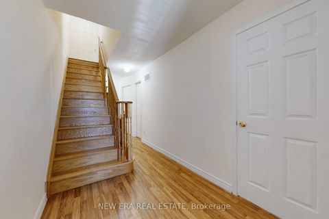 Photo 28 at 33 Sergio Marchi Street, CFB, Toronto