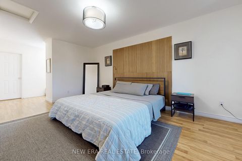 Photo 29 at 33 Sergio Marchi Street, CFB, Toronto