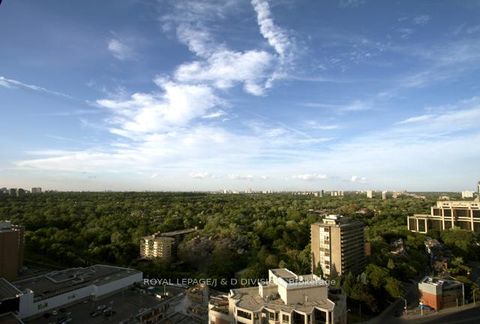 Photo 10 at 2202 - 18 Yorkville Avenue, Annex, Toronto