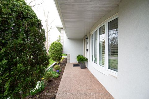 Photo 2 at 2231 Urwin Crescent, WO West, Oakville