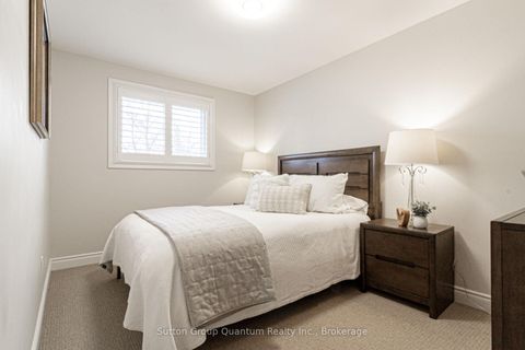 Photo 18 at 2231 Urwin Crescent, WO West, Oakville