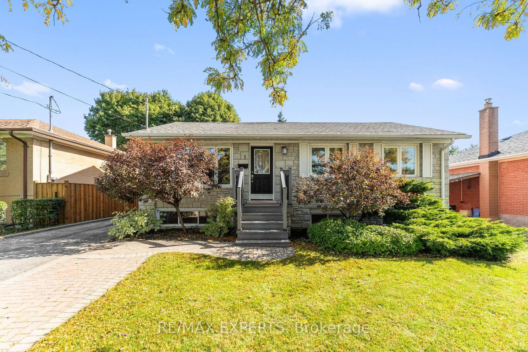 7 Mcmanus Road, The Westway, Toronto 