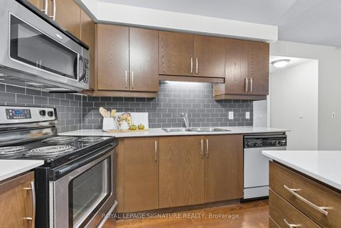 Photo 19 at 801 - 1 Scott Street, Waterfront Communities C8, Toronto