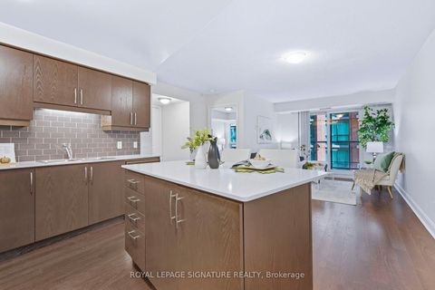 Photo 23 at 801 - 1 Scott Street, Waterfront Communities C8, Toronto