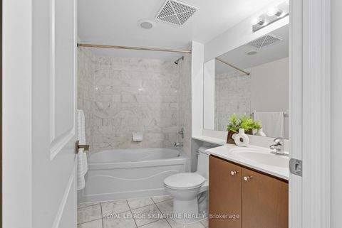 Photo 28 at 801 - 1 Scott Street, Waterfront Communities C8, Toronto