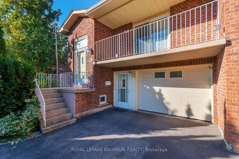 Photo 1 at 42 Kaiser Drive, West Woodbridge, Vaughan