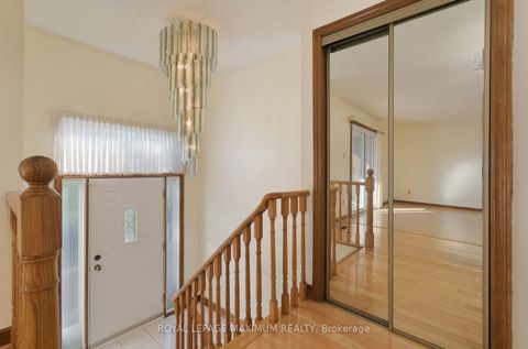 Photo 3 at 42 Kaiser Drive, West Woodbridge, Vaughan