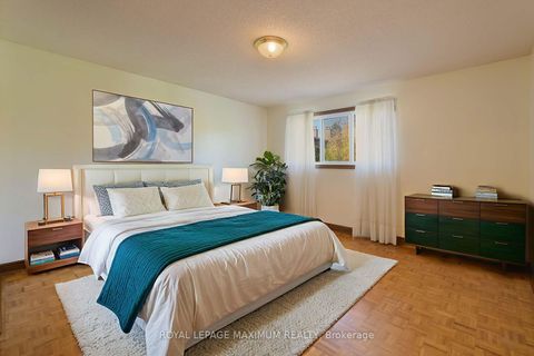 Photo 16 at 42 Kaiser Drive, West Woodbridge, Vaughan