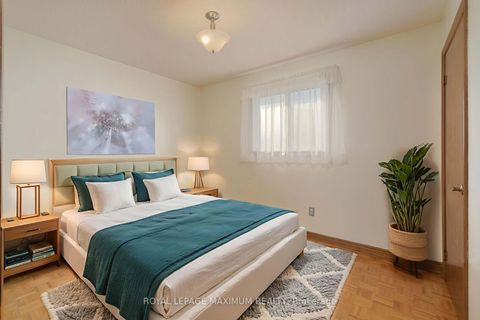 Photo 17 at 42 Kaiser Drive, West Woodbridge, Vaughan