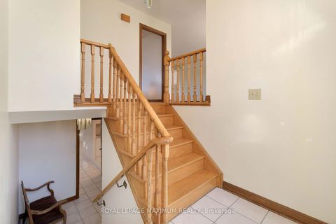 Photo 20 at 42 Kaiser Drive, West Woodbridge, Vaughan