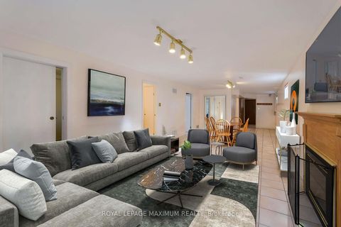 Photo 23 at 42 Kaiser Drive, West Woodbridge, Vaughan