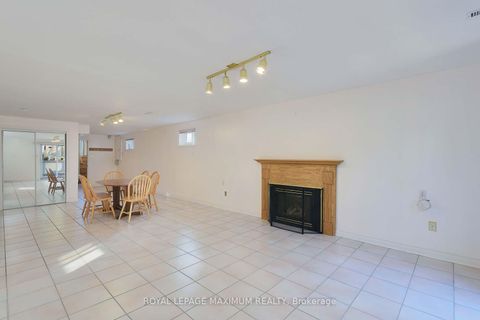 Photo 25 at 42 Kaiser Drive, West Woodbridge, Vaughan