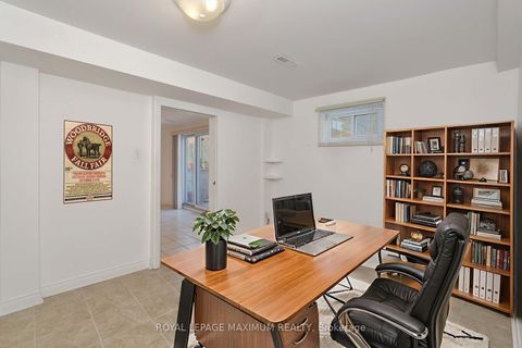 Photo 29 at 42 Kaiser Drive, West Woodbridge, Vaughan