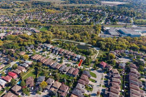 Photo 40 at 42 Kaiser Drive, West Woodbridge, Vaughan