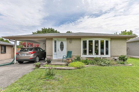 Photo 1 at 67 Devins Drive, Aurora Heights, Aurora