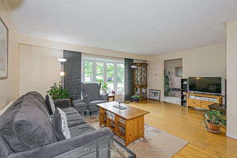 Photo 5 at 67 Devins Drive, Aurora Heights, Aurora
