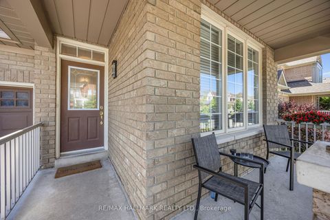 Photo 2 at 60 Cider Crescent, Oak Ridges, Richmond Hill