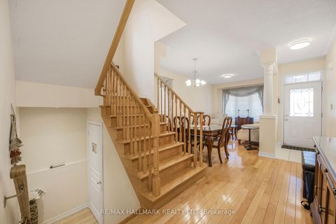 Photo 5 at 60 Cider Crescent, Oak Ridges, Richmond Hill