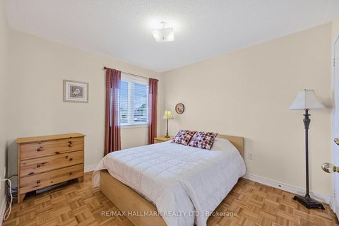 Photo 22 at 60 Cider Crescent, Oak Ridges, Richmond Hill Photo 22 at 60 Cider Crescent, Oak Ridges, Richmond Hill