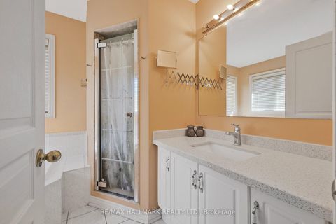 Photo 25 at 60 Cider Crescent, Oak Ridges, Richmond Hill