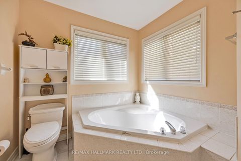 Photo 26 at 60 Cider Crescent, Oak Ridges, Richmond Hill