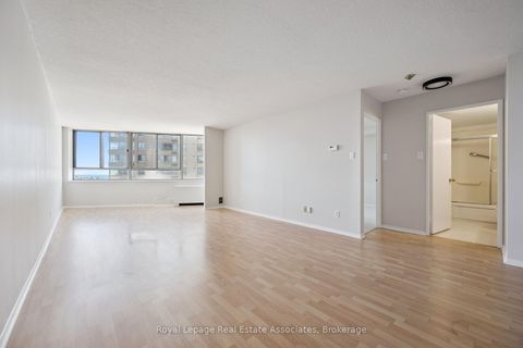 Photo 3 at 1004 - 260 Queens Quay W, Waterfront Communities C1, Toronto
