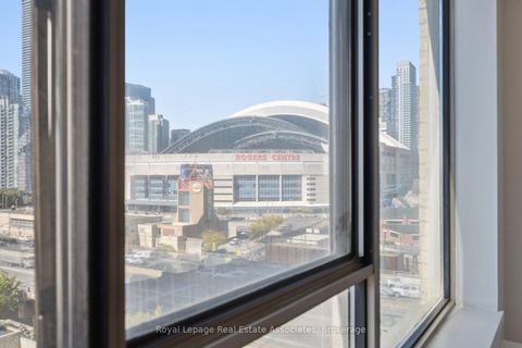 Photo 13 at 1004 - 260 Queens Quay W, Waterfront Communities C1, Toronto