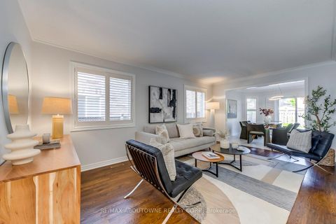Photo 6 at 2491 Logan Avenue, RO River Oaks, Oakville