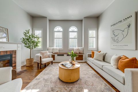 Photo 19 at 2491 Logan Avenue, RO River Oaks, Oakville