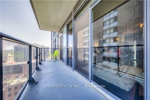 Photo 9 at 2410 - 28 Ted Rogers Way, Yonge Corridor, Toronto Photo 9 at 2410 - 28 Ted Rogers Way, Yonge Corridor, Toronto