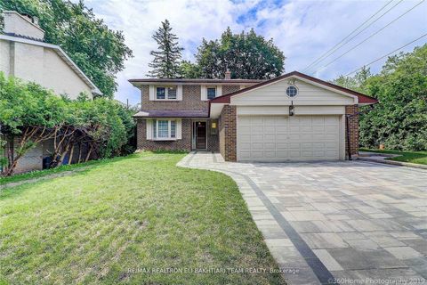 Photo 2 at 1 Donmac Drive, Don Mills, Toronto