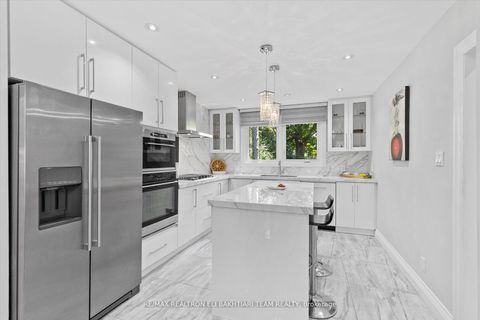 Photo 9 at 1 Donmac Drive, Don Mills, Toronto