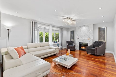 Photo 11 at 1 Donmac Drive, Don Mills, Toronto