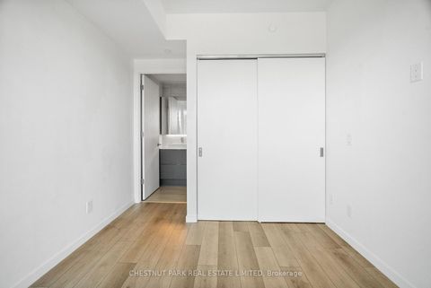 Photo 4 at 406 - 7 Smith Crescent, Queensway, Toronto