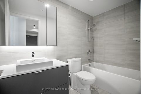 Photo 7 at 406 - 7 Smith Crescent, Queensway, Toronto