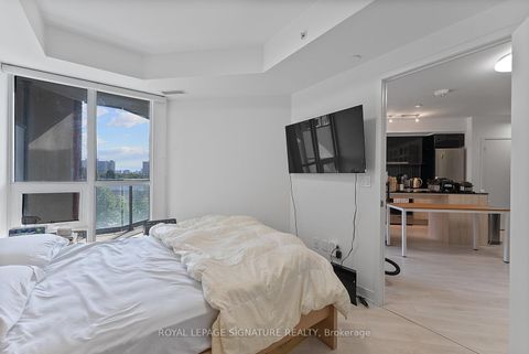 Photo 13 at 452 - 31 Tippett Road, Clanton Park, Toronto